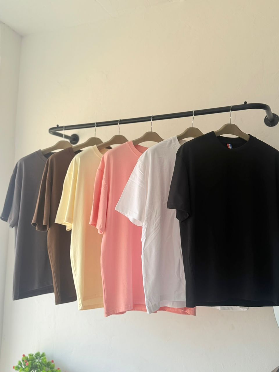 Thrift tops
